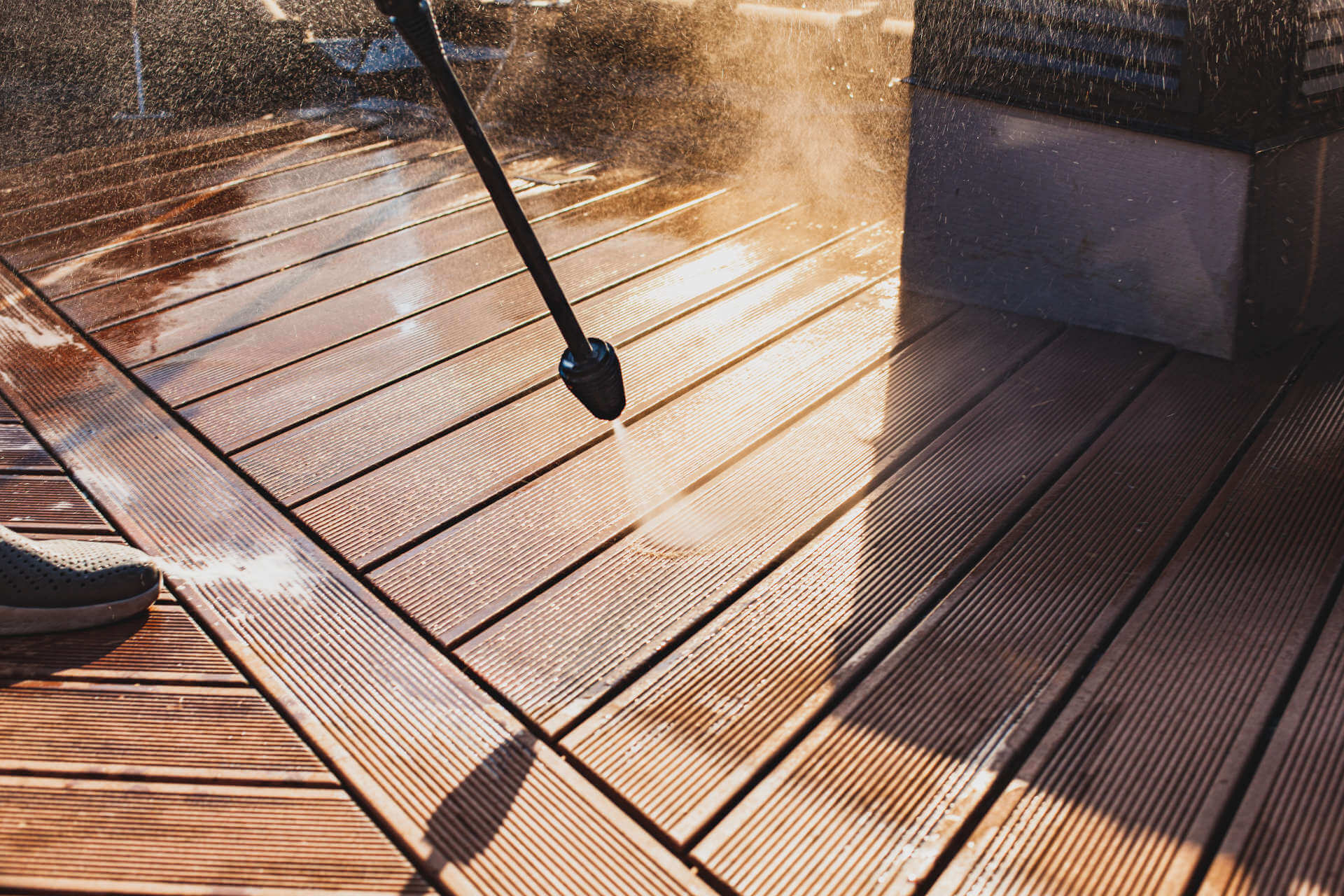 Why Should Get Your Deck Cleaned In Springtime?